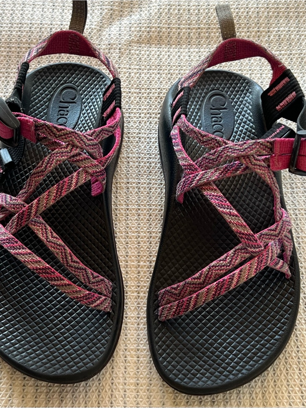 Chaco Women's Strappy Sandal - Pink & Black
